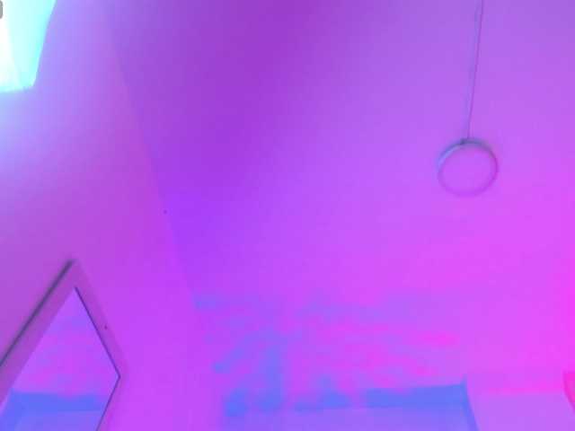 Ayliinn's BongaCams show and profile