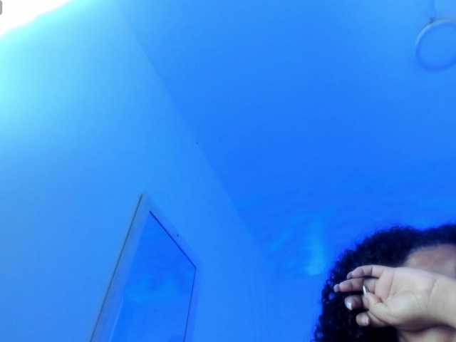 Ayliinn's BongaCams show and profile