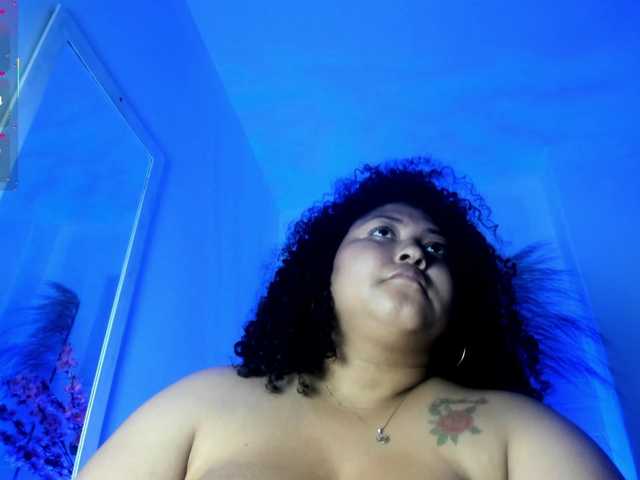 Ayliinn's BongaCams show and profile