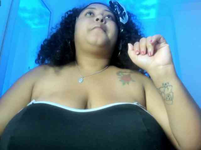 Ayliinn Live Webcam on BongaCams