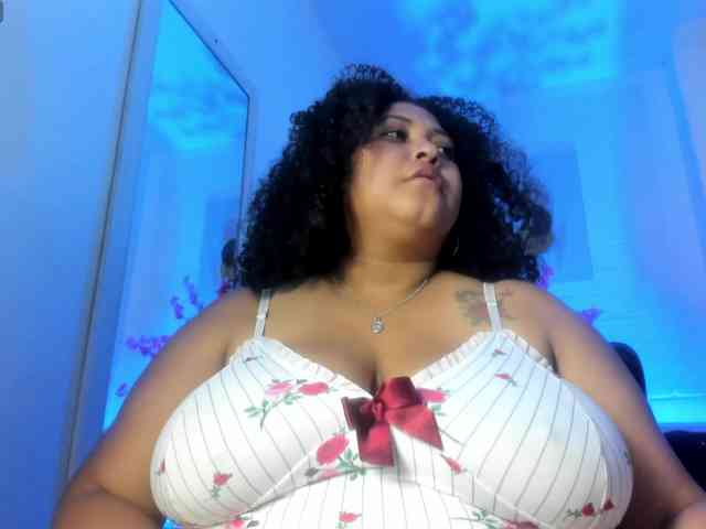 Ayliinn Live Webcam on BongaCams