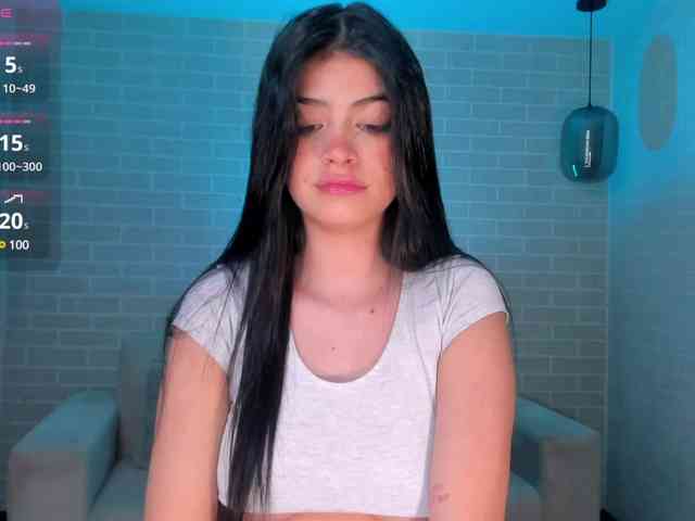 NiaMiller webcam
