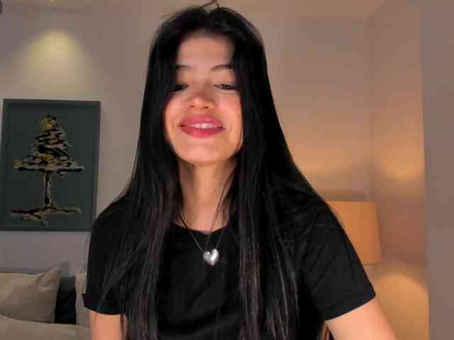 NiaMiller webcam