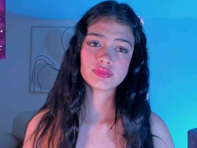 NiaMiller webcam
