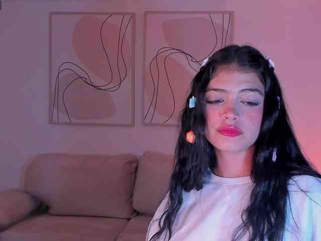 NiaMiller webcam