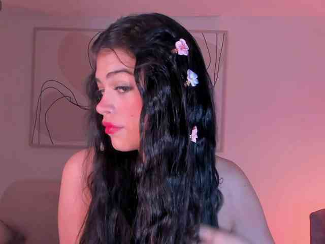 NiaMiller webcam