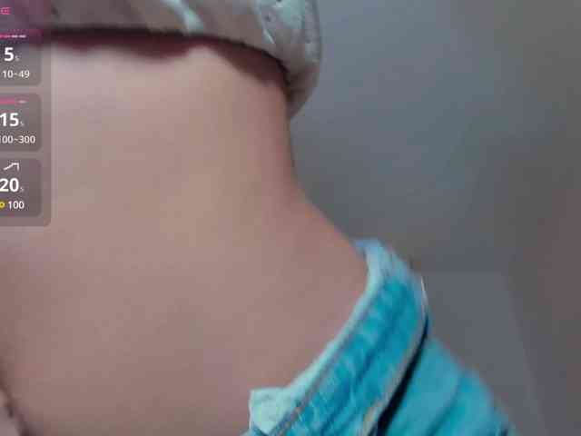 NiaMiller webcam