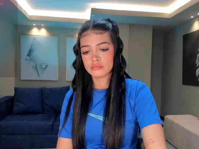 NiaMiller webcam