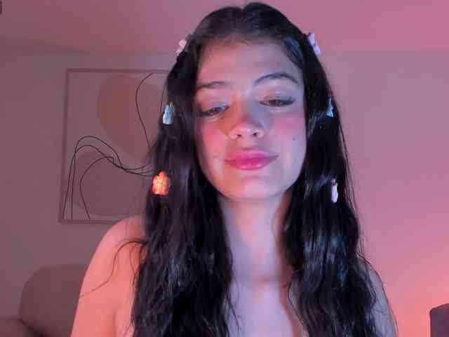NiaMiller webcam