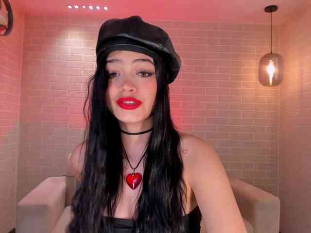 NiaMiller webcam