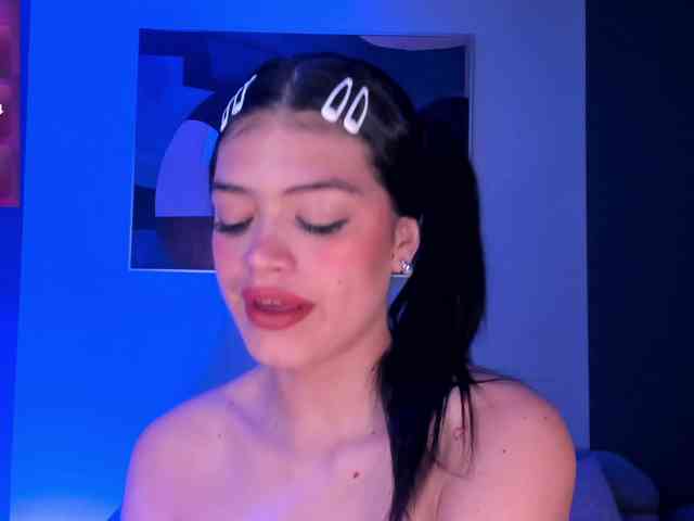 NiaMiller webcam