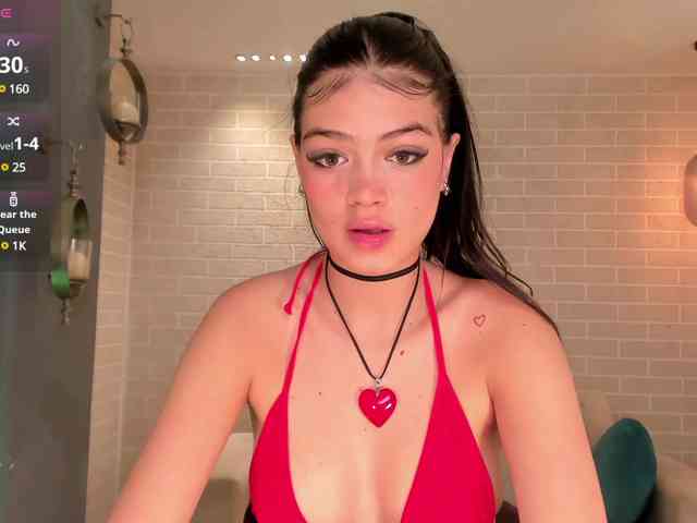 NiaMiller webcam