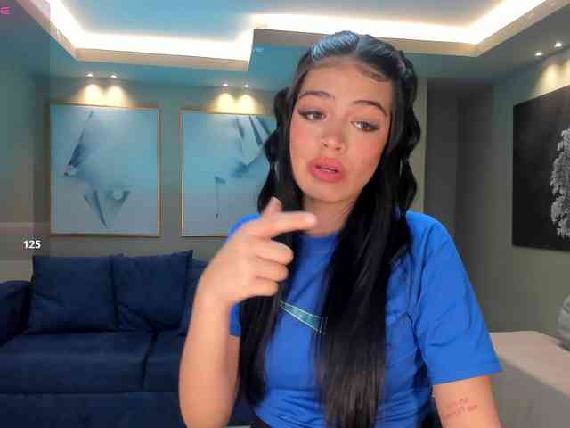 NiaMiller webcam