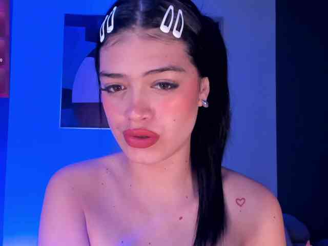 NiaMiller webcam
