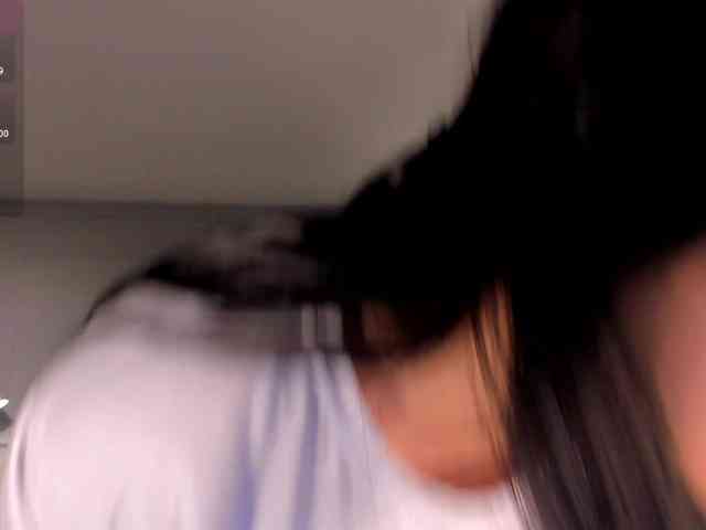 NiaMiller webcam