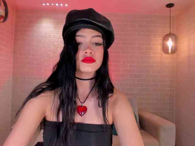 NiaMiller webcam