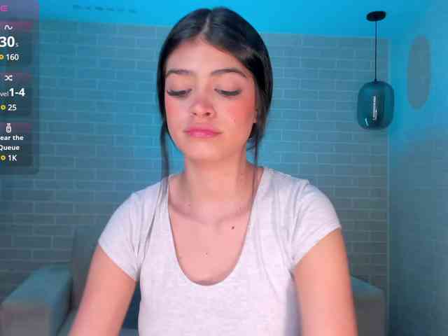 NiaMiller webcam