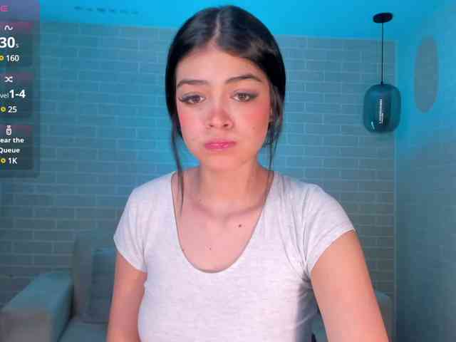 NiaMiller webcam