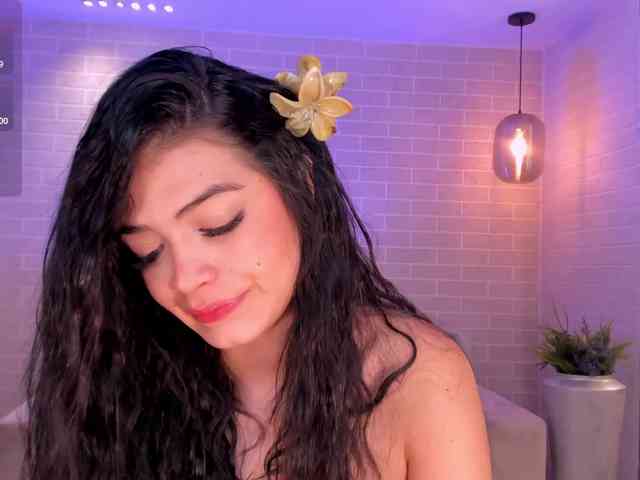 NiaMiller webcam