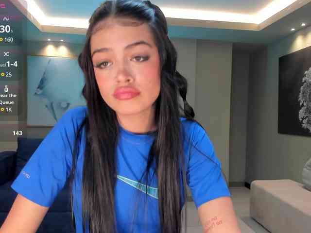 NiaMiller webcam