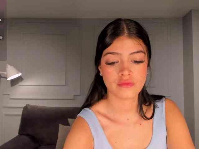 NiaMiller webcam
