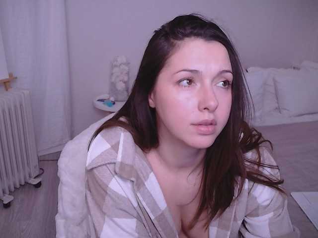 LOVEIS-'s BongaCams show and profile
