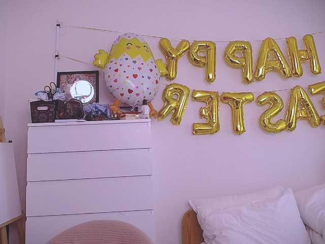 LOVEIS-'s BongaCams show and profile