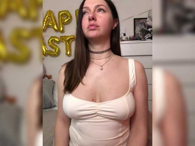 LOVEIS-'s BongaCams show and profile