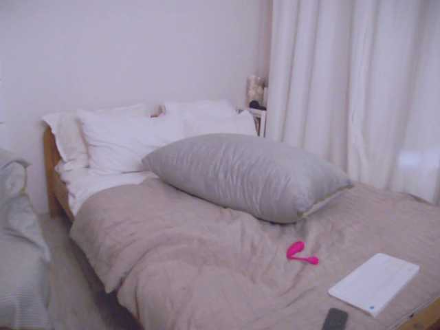 LOVEIS-'s BongaCams show and profile