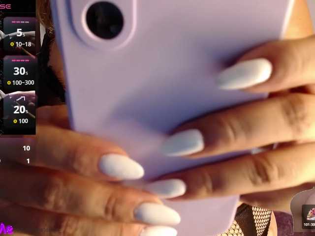 le modèle sweetfeeling30 est en webcam porno dans un show sur le site bongacams, il possède les tags suivants: Latino/Hispanic,Brunette,Hairy