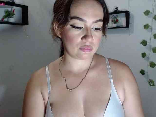 sweetfeeling30 webcam