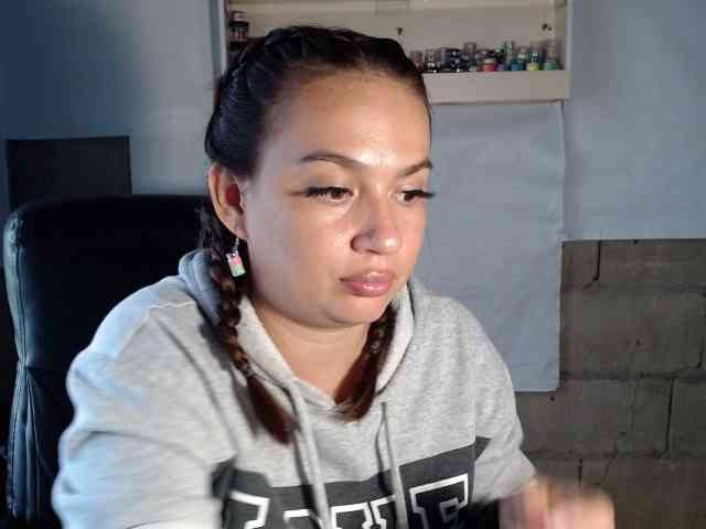 sweetfeeling30 webcam