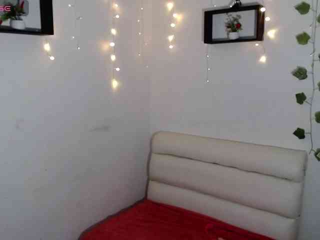 sweetfeeling30 webcam