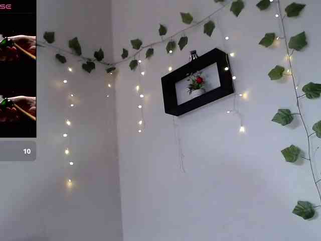 sweetfeeling30 webcam