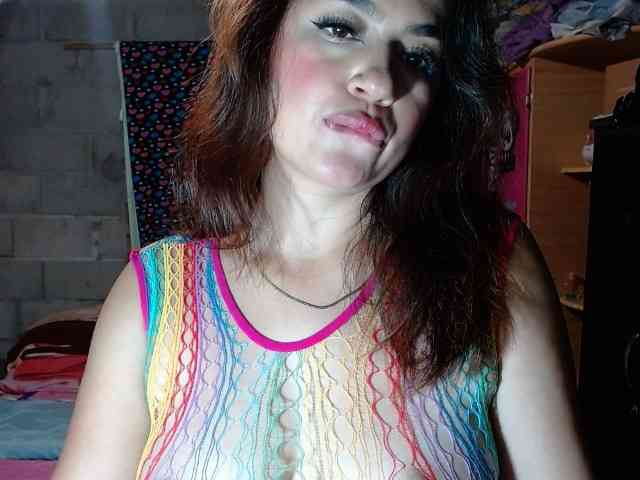 sweetfeeling30 webcam