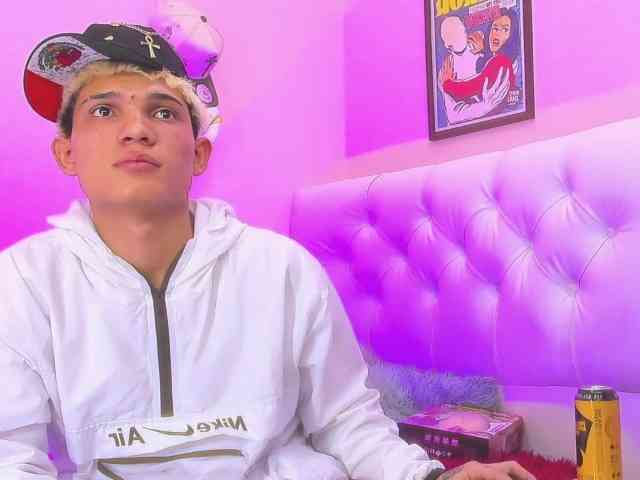 strongerboyx strongerboyx