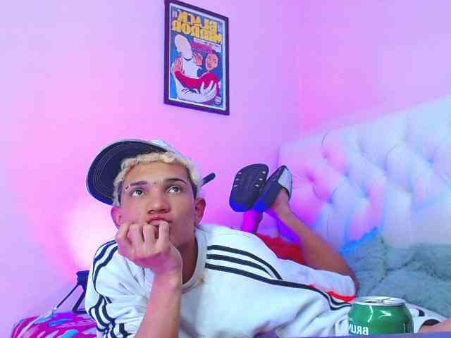 strongerboyx strongerboyx