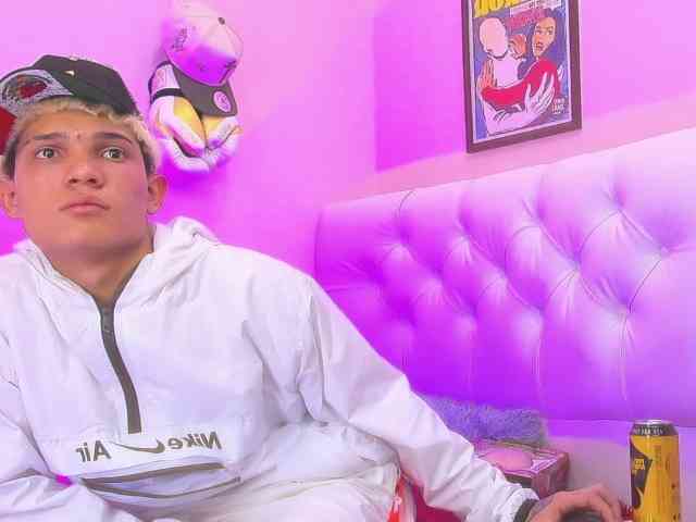 strongerboyx strongerboyx