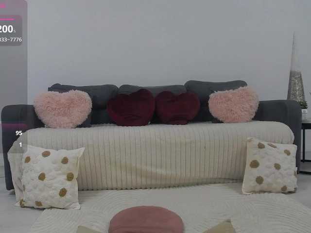 EmmaWills's BongaCams show and profile