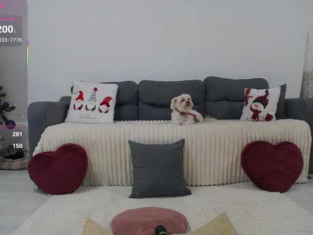 EmmaWills's BongaCams show and profile