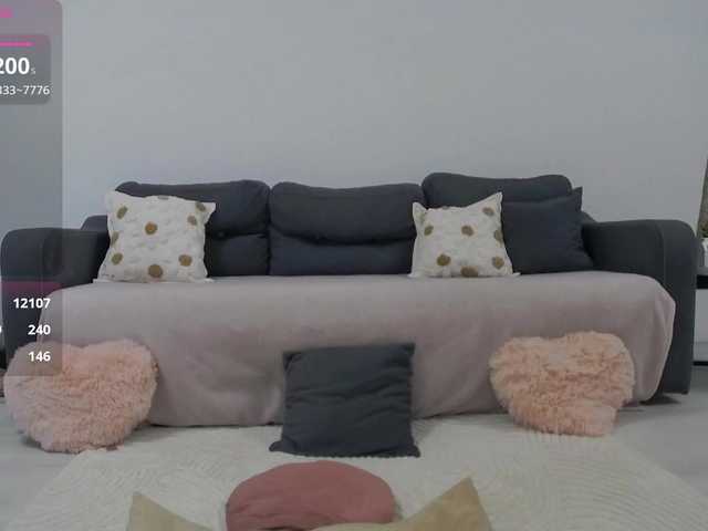 EmmaWills's BongaCams show and profile