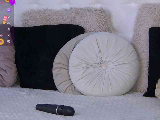 EmmaWills webcam