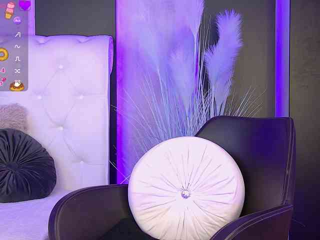 EmmaWills webcam
