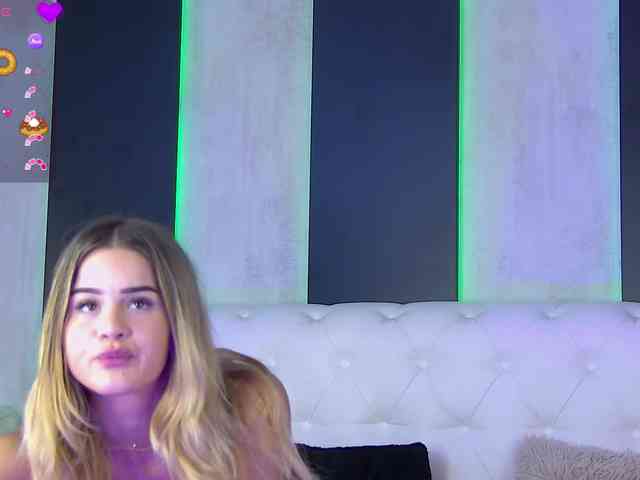 EmmaWills webcam