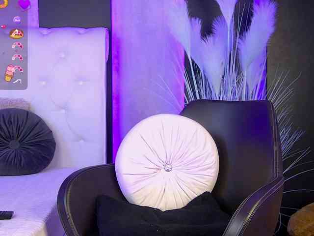 EmmaWills webcam