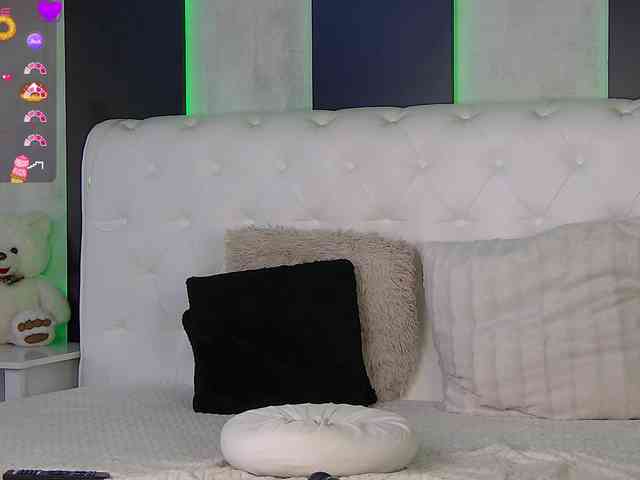 EmmaWills webcam