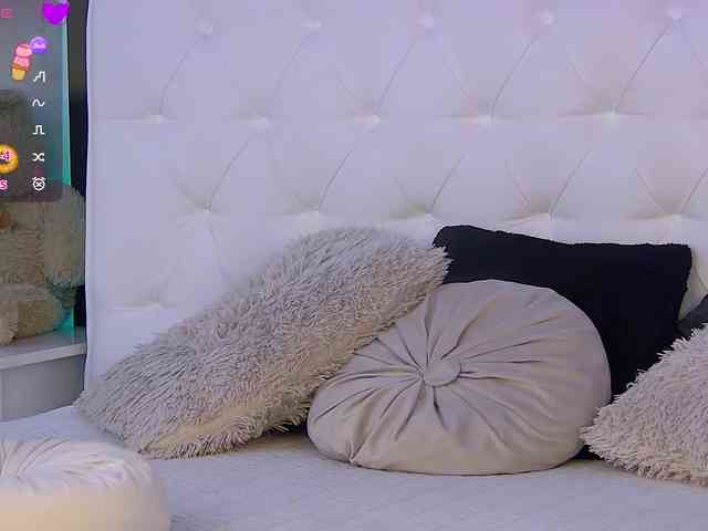 EmmaWills webcam