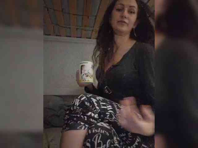 Kira19991999 Kira19991999