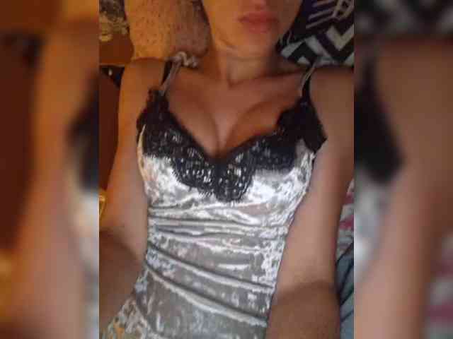 Kira19991999 Live Webcam on BongaCams Kira19991999 Live Webcam on BongaCams