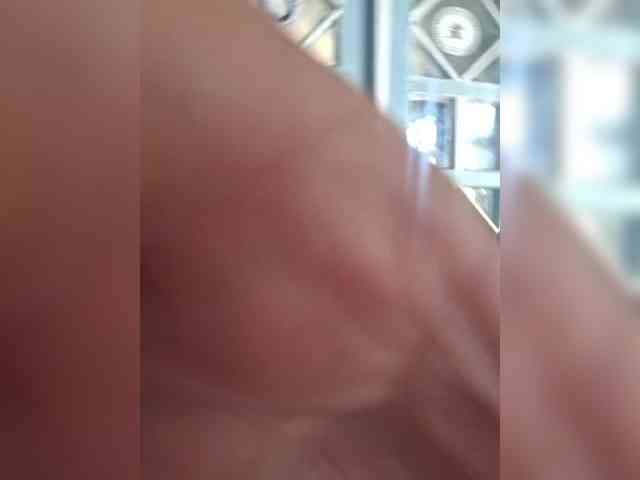 Kira19991999 webcam